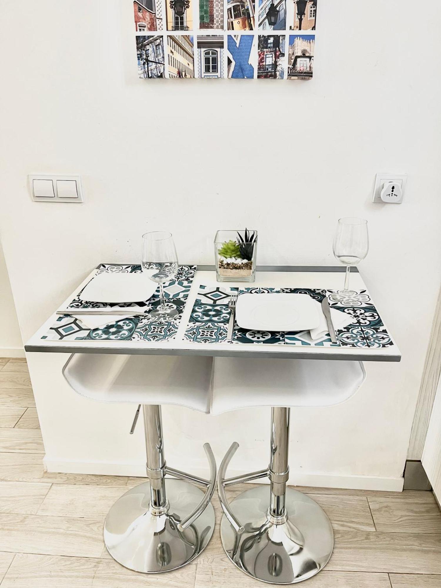 New House Design, Typical Lisboa